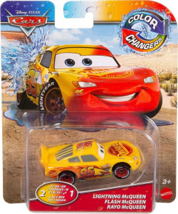 CARS (Auta) - Color Changers Lightning McQueen (Blesk) - červená-žlutá - poškozený obal