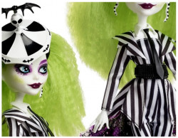 Beetlejuice & Lydia Deetz Monster High Skullector Doll 2-Pack, rok 2021