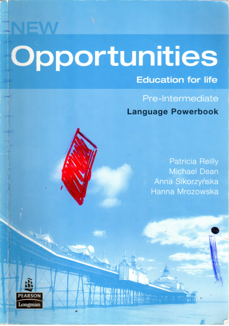 New Opportunities : Pre-intermediate Language Powerbook
